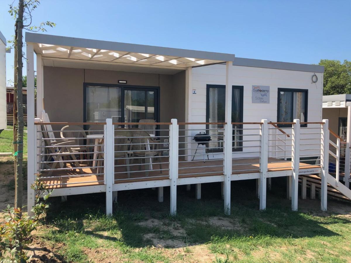 Casa Mobile Gustocamp A Caorle Hotel Exterior foto